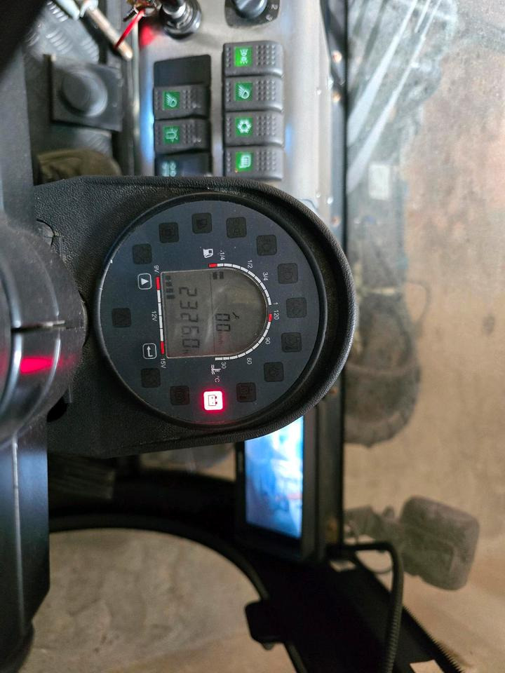Leasing of  Nilfisk City Ranger 3500 Kehrmaschine Straßenkehrmaschine mit Schmidt Bediendisplay Hako Kehreinheit Nilfisk City Ranger 3500 Kehrmaschine Straßenkehrmaschine mit Schmidt Bediendisplay Hako Kehreinheit: picture 8