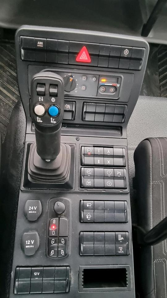 Unimog 405 U318 EAS 640-Betriebsstunden Mercedes-Benz 318 323 327 Automatik Euro6 - Dropside/ Flatbed truck, Municipal/ Special vehicle: picture 5 Unimog 405 U318 EAS 640-Betriebsstunden Mercedes-Benz 318 323 327 Automatik Euro6 - Dropside/ Flatbed truck, Municipal/ Special vehicle: picture 5