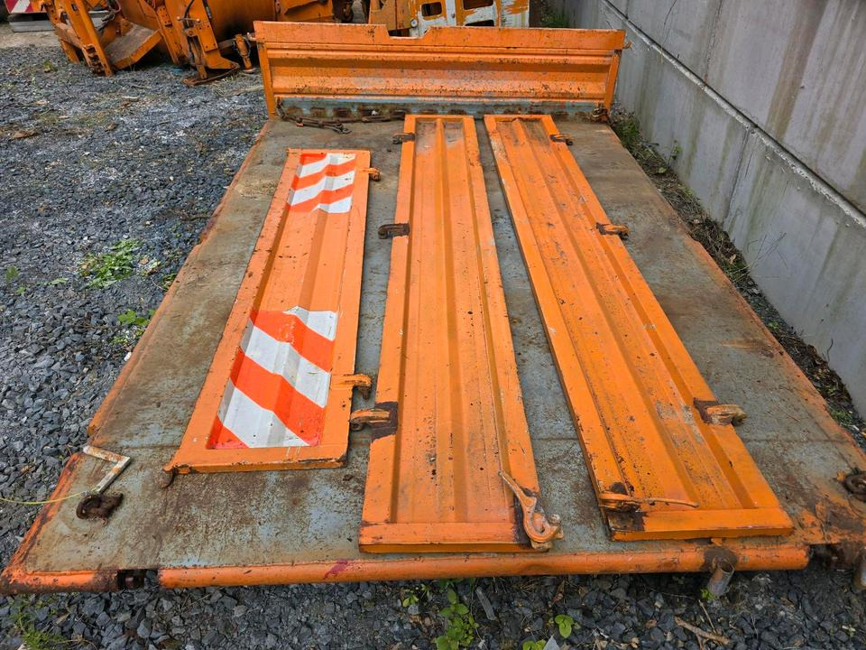 Unimog Pritsche Kipperpritsche 424 435 427 U 1650 2150 1450 1550 1400 1600 1200 - Tipper body: picture 3 Unimog Pritsche Kipperpritsche 424 435 427 U 1650 2150 1450 1550 1400 1600 1200 - Tipper body: picture 3