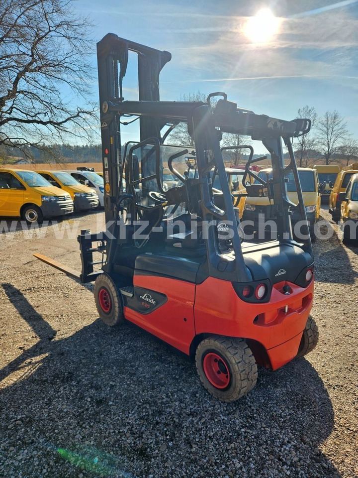 Linde E25 R Roadster , 6.880mm Hubhöhe, StVZO hydr. Zi - Electric forklift: picture 4 Linde E25 R Roadster , 6.880mm Hubhöhe, StVZO hydr. Zi - Electric forklift: picture 4