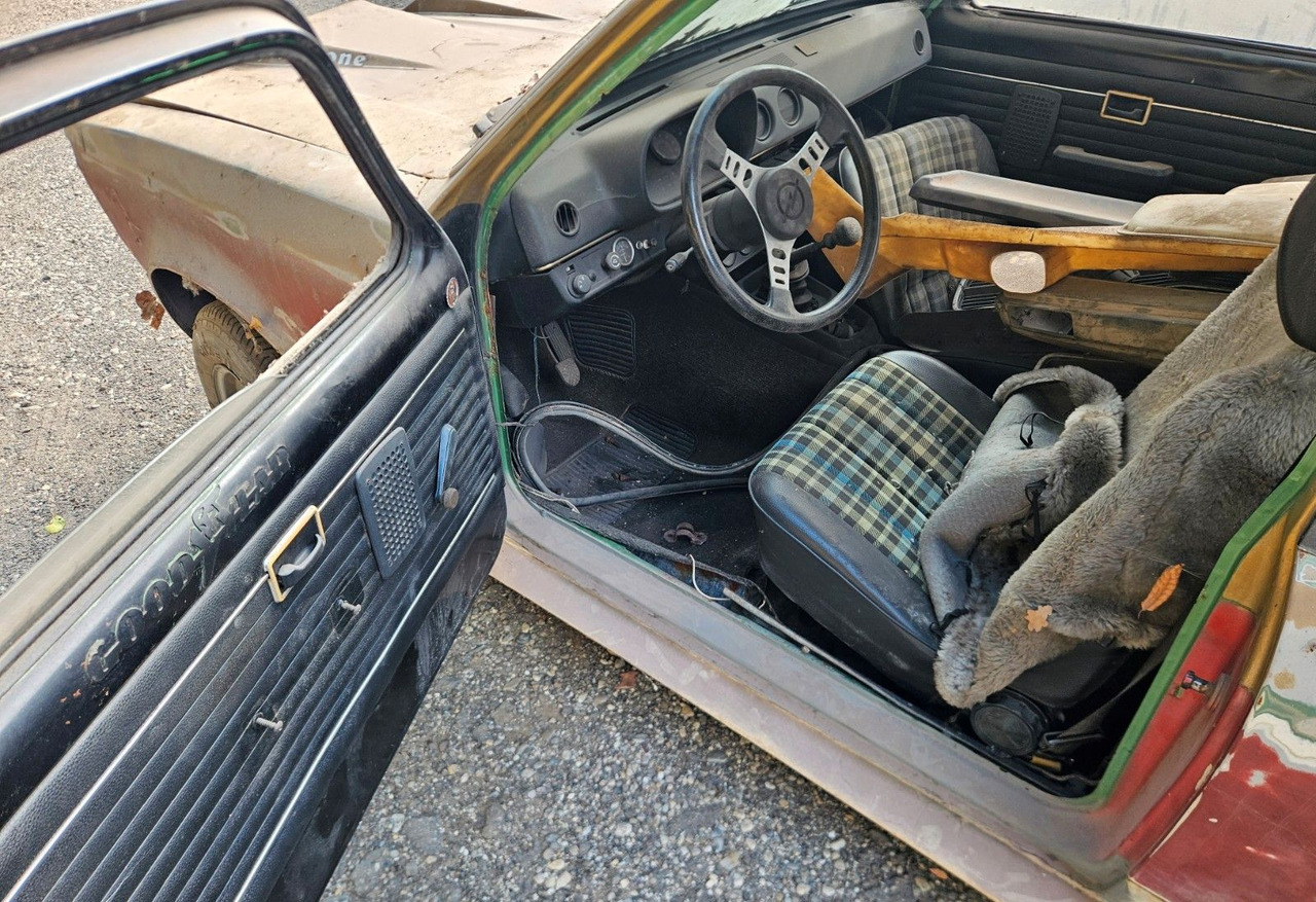 Coupe Opel Kadett C Rallye 2.0E Coupe Nr.13 Scheunenfund: picture 6 Coupe Opel Kadett C Rallye 2.0E Coupe Nr.13 Scheunenfund: picture 6