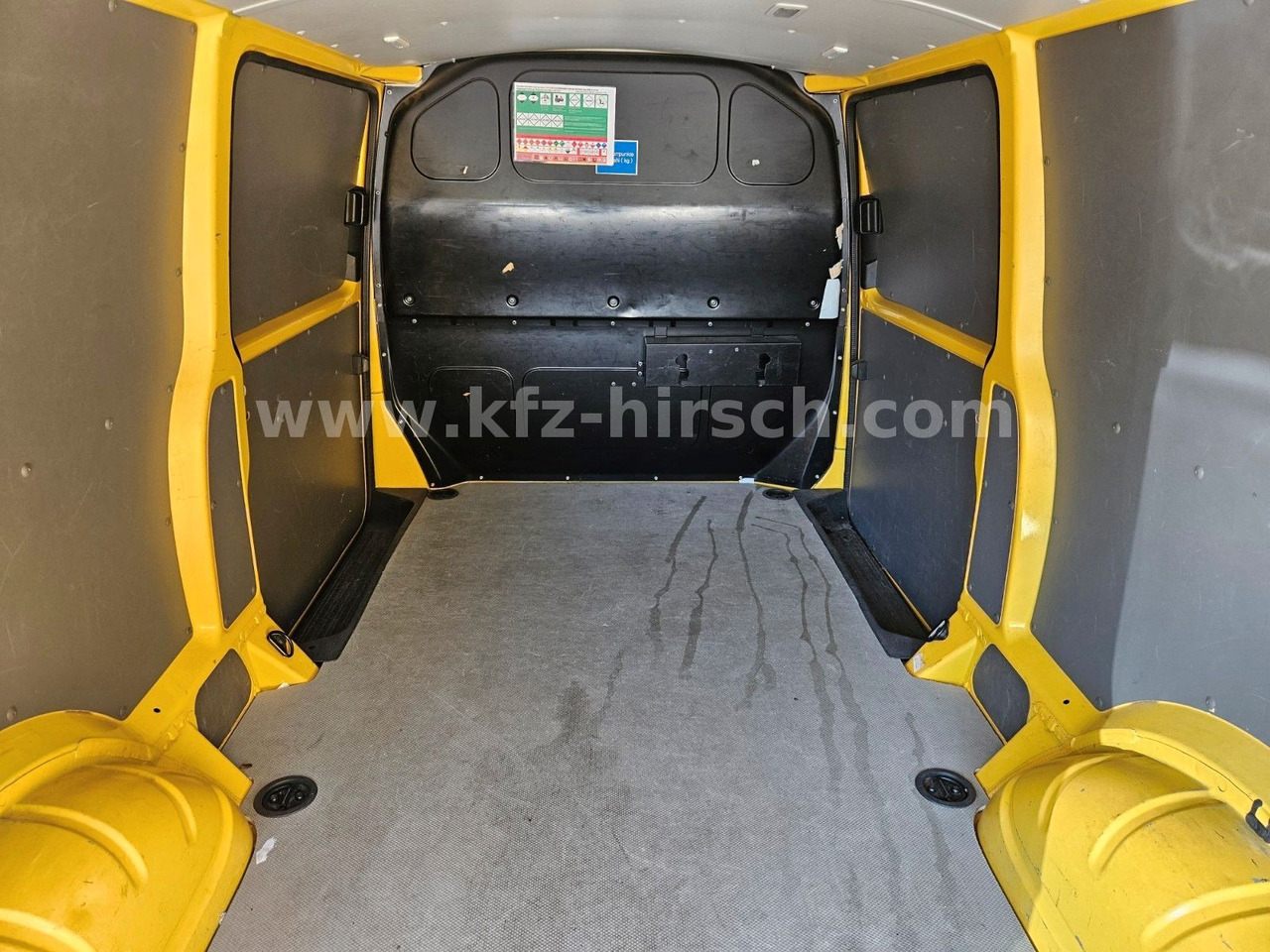Volkswagen T6 Maxi*Lang*2xSchiebetüre*Cam*110KW - Passenger van: picture 5 Volkswagen T6 Maxi*Lang*2xSchiebetüre*Cam*110KW - Passenger van: picture 5