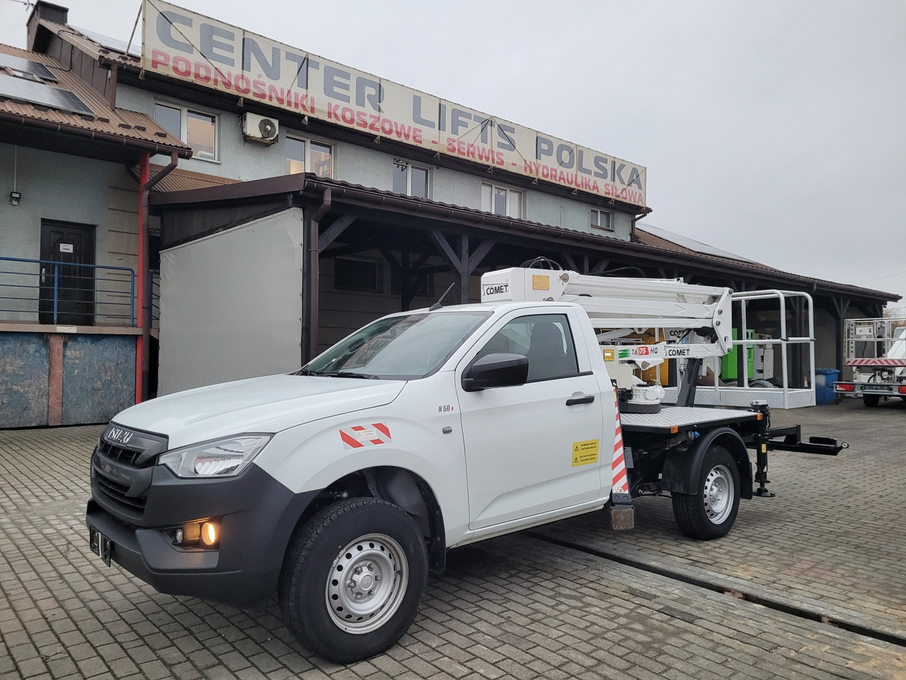 Isuzu D-Max 4x4 podnośnik koszowy 16 m Comet New Eurosky bucket truck boom lift - Truck mounted aerial platform: picture 1 Isuzu D-Max 4x4 podnośnik koszowy 16 m Comet New Eurosky bucket truck boom lift - Truck mounted aerial platform: picture 1