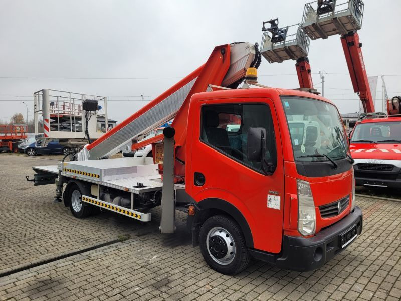 Renault Maxity podnośnik koszowy 22 m Multitel MT222AZ - Truck mounted aerial platform: picture 2 Renault Maxity podnośnik koszowy 22 m Multitel MT222AZ - Truck mounted aerial platform: picture 2