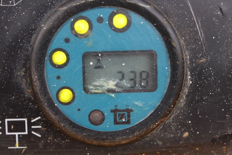 Scissor lift podnośnik nożycowy elektryczny 12 m Haulotte Compact 12: picture 9 Scissor lift podnośnik nożycowy elektryczny 12 m Haulotte Compact 12: picture 9