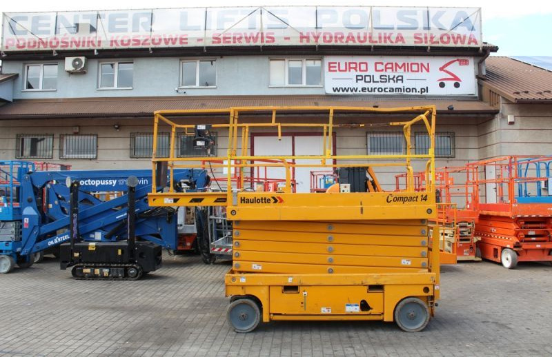 Podnośnik nożycowy elektryczny 14 m Haulotte Compact 14 - Scissor lift: picture 5 Podnośnik nożycowy elektryczny 14 m Haulotte Compact 14 - Scissor lift: picture 5