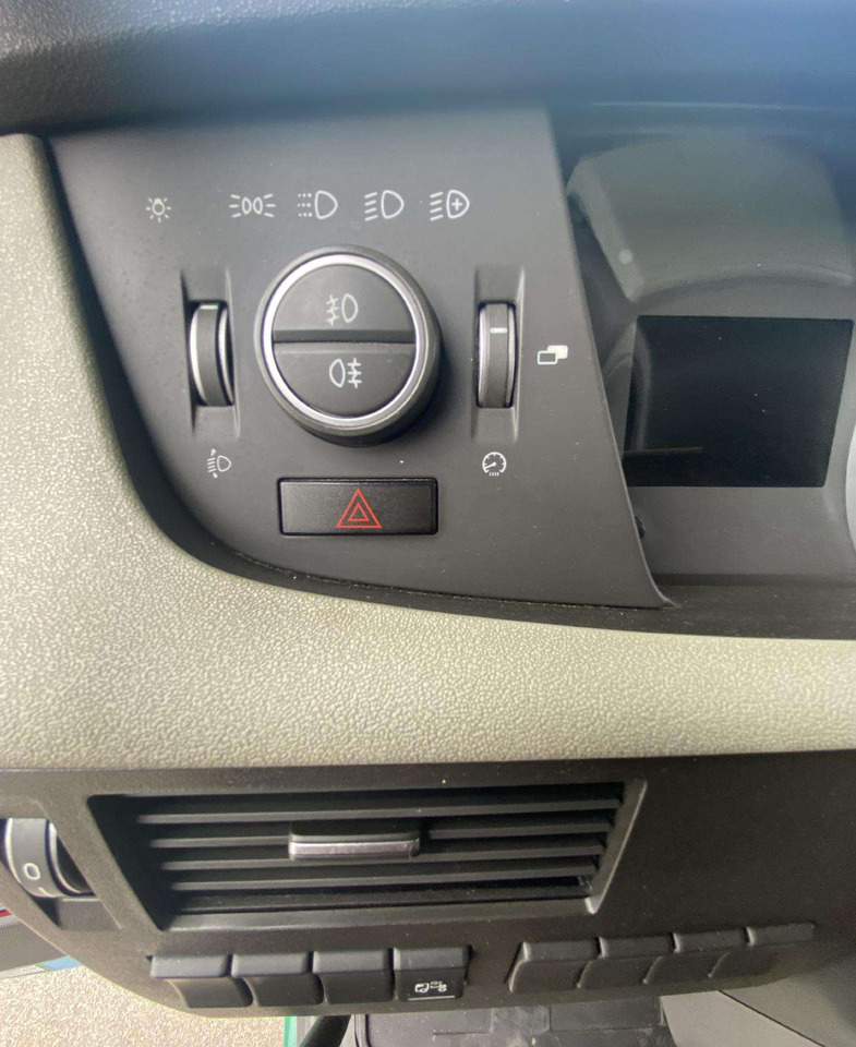 Volvo FH460 - Tractor unit: picture 5 Volvo FH460 - Tractor unit: picture 5