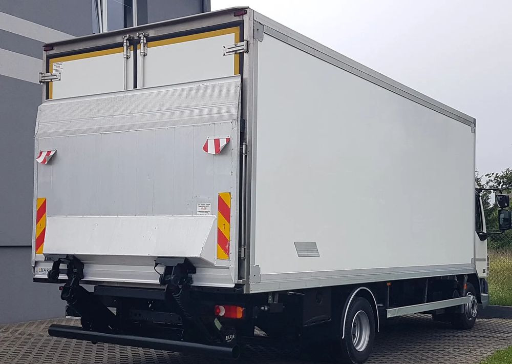 DAF LF 45.180 WINDA CHŁODNIA 15EP - Refrigerator truck: picture 4 DAF LF 45.180 WINDA CHŁODNIA 15EP - Refrigerator truck: picture 4