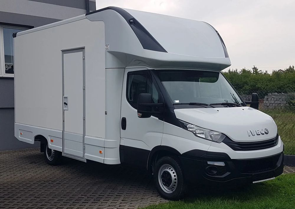 Iveco DAILY KONTENER NISKOPODŁOGOWY 4,31x2,24x2,43 FOODTRUCK SKLEP KAMPER KLIMA BAR KONIOWÓZ - Box van: picture 1 Iveco DAILY KONTENER NISKOPODŁOGOWY 4,31x2,24x2,43 FOODTRUCK SKLEP KAMPER KLIMA BAR KONIOWÓZ - Box van: picture 1