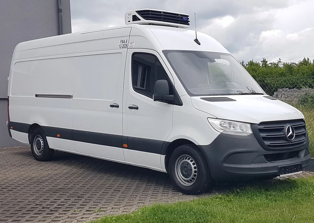 Mercedes-Benz SPRINTER MAXI CHŁODNIA AGREGAT GRZANIE IZOTERMA KLIMA ZASILANIE Z SILNIKA + ELEKTRYCZNE - Refrigerated van: picture 1 Mercedes-Benz SPRINTER MAXI CHŁODNIA AGREGAT GRZANIE IZOTERMA KLIMA ZASILANIE Z SILNIKA + ELEKTRYCZNE - Refrigerated van: picture 1