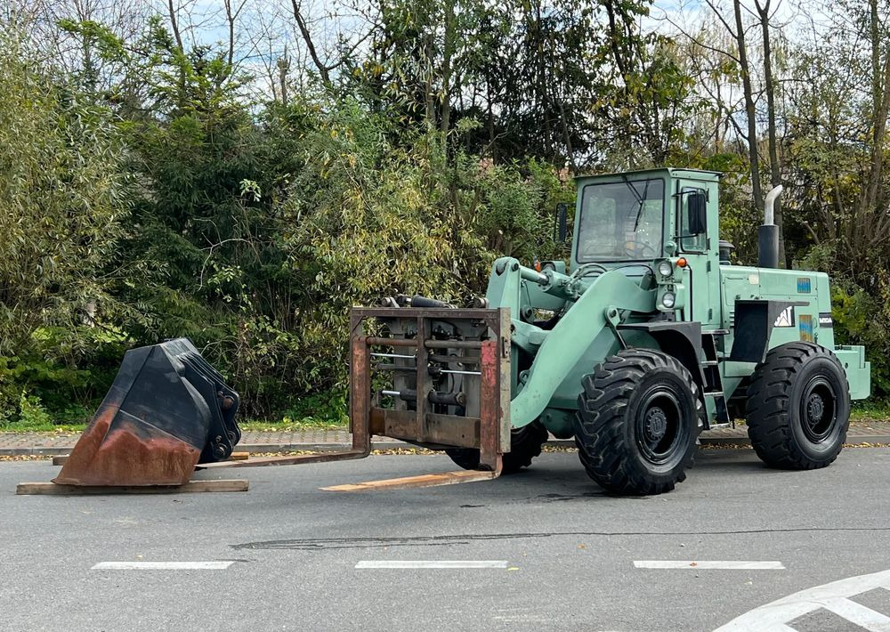 Komatsu Ładowarka KOMATSU 540 EX-army Widły Łyżka Bardzo Dobry Stan ( CAT JCB Liebherr ) - Wheel loader: picture 2 Komatsu Ładowarka KOMATSU 540 EX-army Widły Łyżka Bardzo Dobry Stan ( CAT JCB Liebherr ) - Wheel loader: picture 2