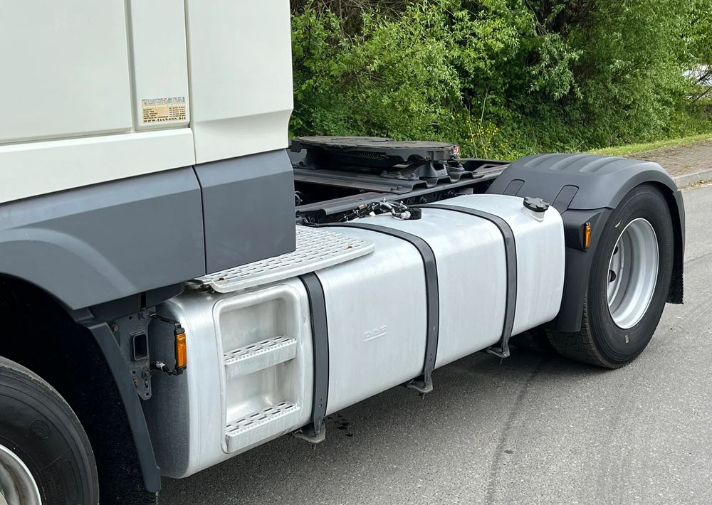 Leasing of  DAF *DAF XF 106 410 Euro 6 RETARDER KLIMA SPROWADZONY SUPER STAN CIĄGNIK SIODŁOWY DAF *DAF XF 106 410 Euro 6 RETARDER KLIMA SPROWADZONY SUPER STAN CIĄGNIK SIODŁOWY: picture 18