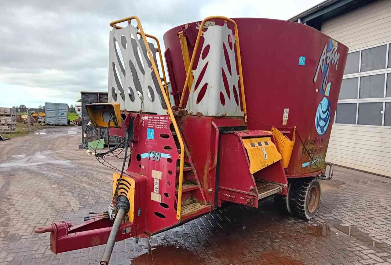 AGM W12 voermengwagen *Verkocht/sold* - Forage mixer wagon: picture 2 AGM W12 voermengwagen *Verkocht/sold* - Forage mixer wagon: picture 2