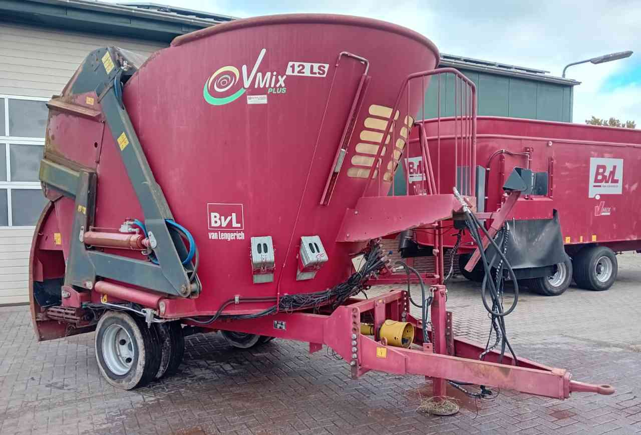 BVL V-Mix Plus 12 LS voermengwagen *Verkocht/sold* - Forage mixer wagon: picture 2 BVL V-Mix Plus 12 LS voermengwagen *Verkocht/sold* - Forage mixer wagon: picture 2