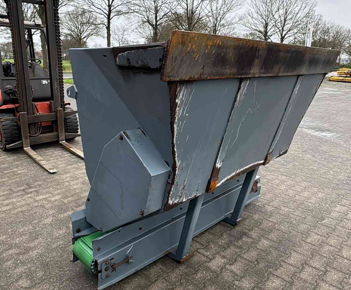 Ceres BS2000 Zaagselstrooier instrooibak diversen - Sand/ Salt spreader: picture 1 Ceres BS2000 Zaagselstrooier instrooibak diversen - Sand/ Salt spreader: picture 1