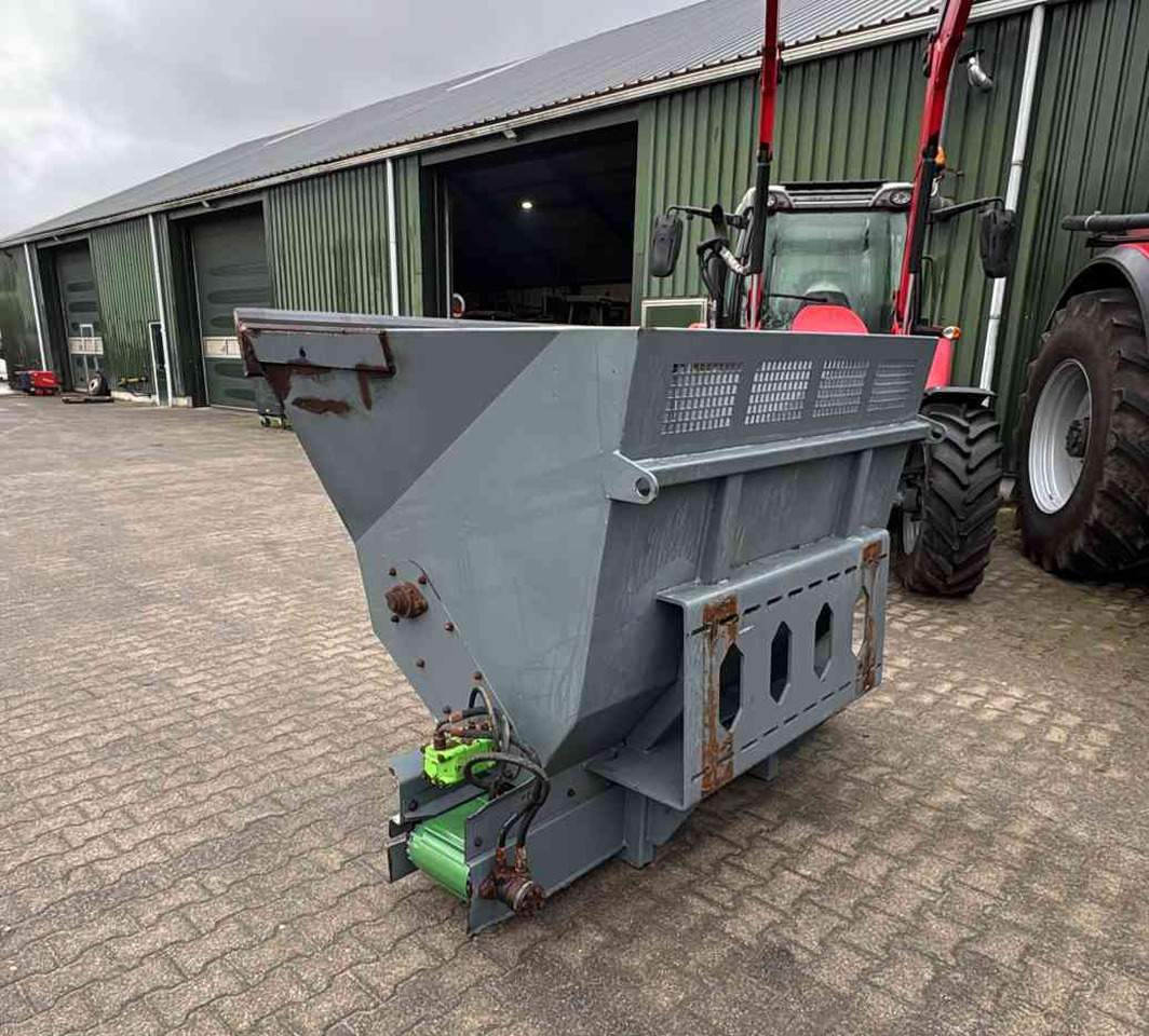 Ceres BS2000 Zaagselstrooier instrooibak diversen - Sand/ Salt spreader: picture 4 Ceres BS2000 Zaagselstrooier instrooibak diversen - Sand/ Salt spreader: picture 4