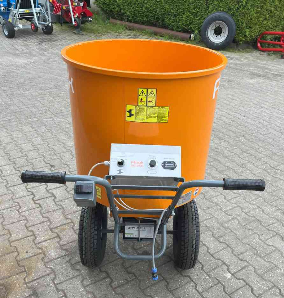 Flingk SE 250 elektrische zaagselstrooier diversen - Construction equipment: picture 4 Flingk SE 250 elektrische zaagselstrooier diversen - Construction equipment: picture 4