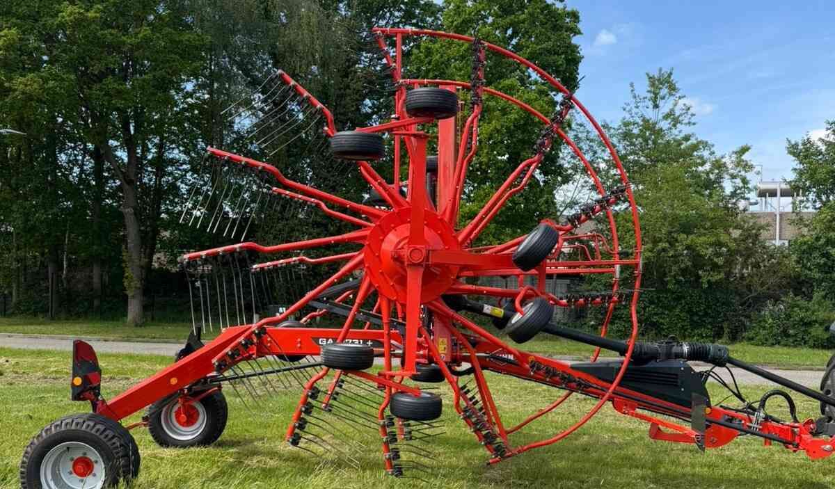 Kuhn GA8731+ zwadhark - Tedder/ Rake: picture 3 Kuhn GA8731+ zwadhark - Tedder/ Rake: picture 3