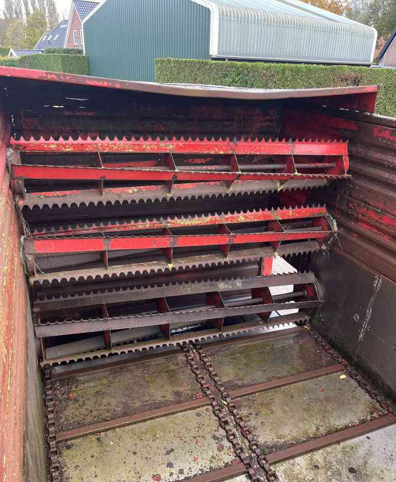 Farm tipping trailer/ Dumper Schuitemaker Feedo 100 Voerdoseerwagen, voerwagen, blokkenwagen, voermachines: picture 8 Farm tipping trailer/ Dumper Schuitemaker Feedo 100 Voerdoseerwagen, voerwagen, blokkenwagen, voermachines: picture 8