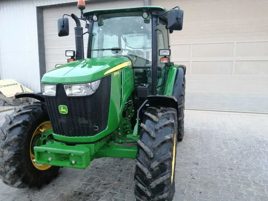 Ciągnik JOHN DEERE 5115M - Farm tractor: picture 2 Ciągnik JOHN DEERE 5115M - Farm tractor: picture 2