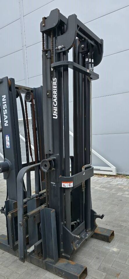 UniCarriers DX 15 - Attachment for Material handling equipment: picture 3 UniCarriers DX 15 - Attachment for Material handling equipment: picture 3
