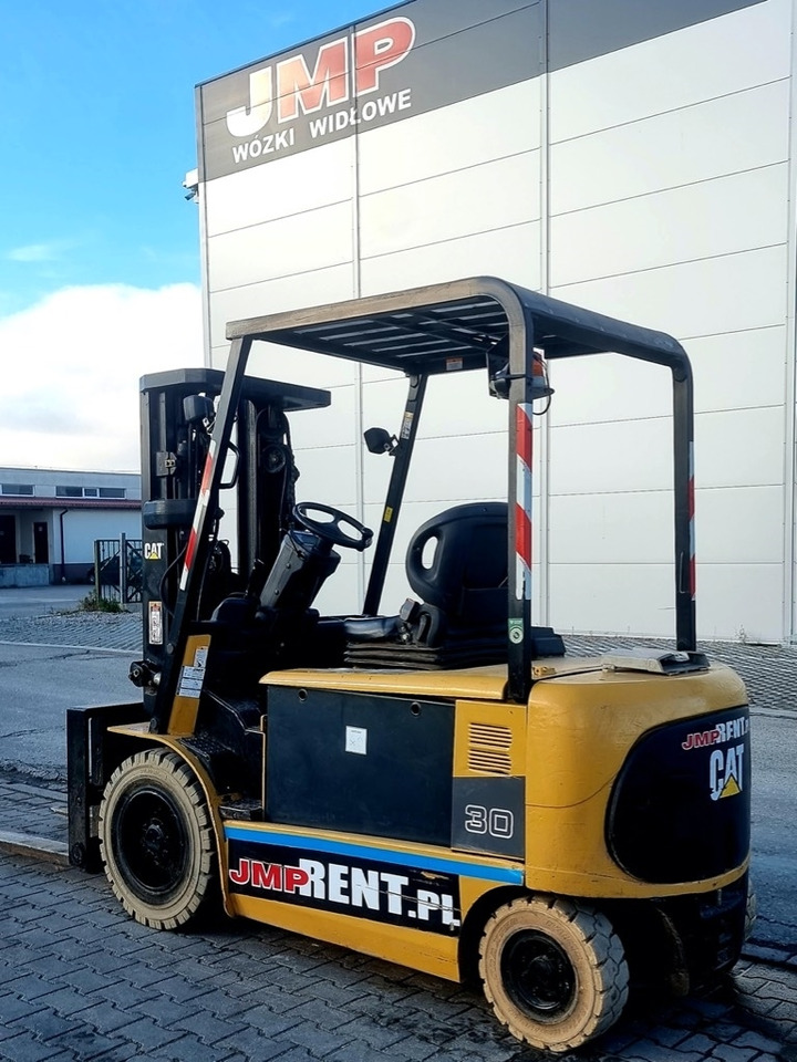 CAT EP 30 K PAC BATTERY YOM2021  - Electric forklift: picture 4 CAT EP 30 K PAC BATTERY YOM2021  - Electric forklift: picture 4