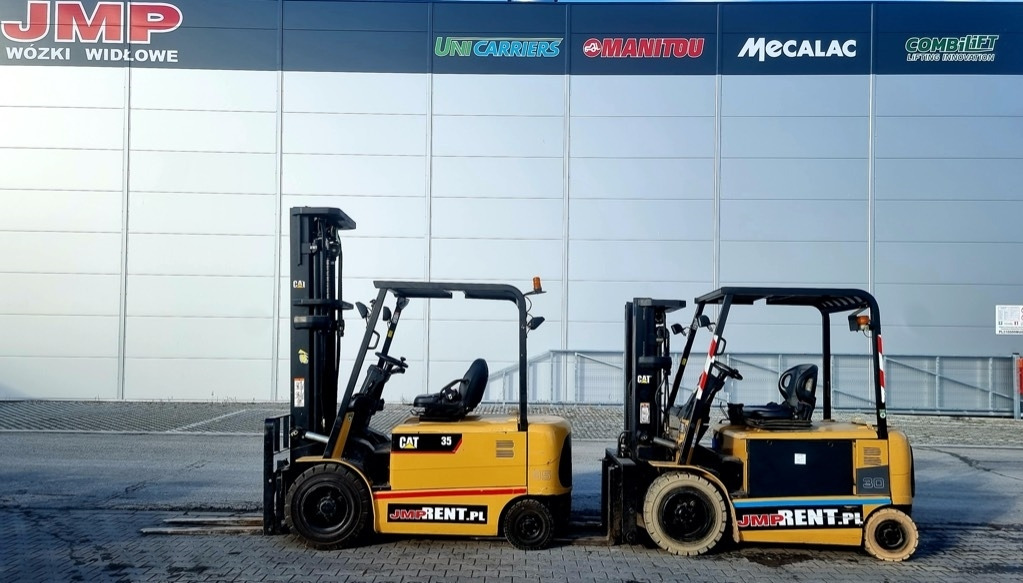 CAT EP 30 K PAC BATTERY YOM2021  - Electric forklift: picture 5 CAT EP 30 K PAC BATTERY YOM2021  - Electric forklift: picture 5