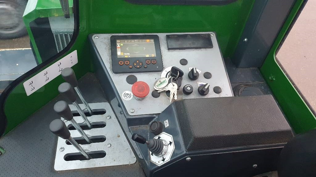 Leasing of Combilift C 4000 LPG DEMO 196hrs  Combilift C 4000 LPG DEMO 196hrs: picture 9