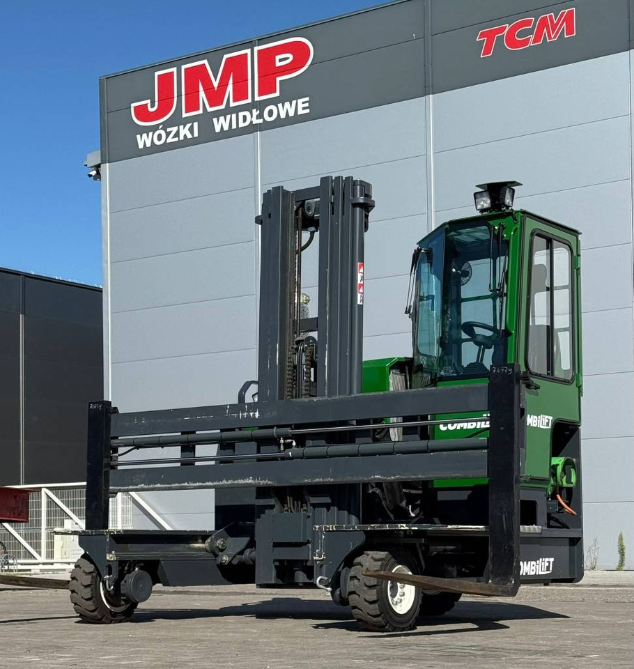 Combilift C 4000 LPG - 4-way reach truck: picture 1 Combilift C 4000 LPG - 4-way reach truck: picture 1