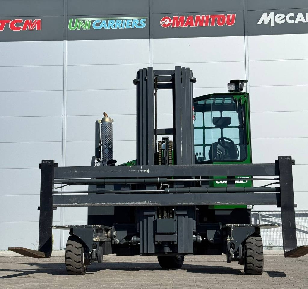 Combilift C 4000 LPG - 4-way reach truck: picture 3 Combilift C 4000 LPG - 4-way reach truck: picture 3