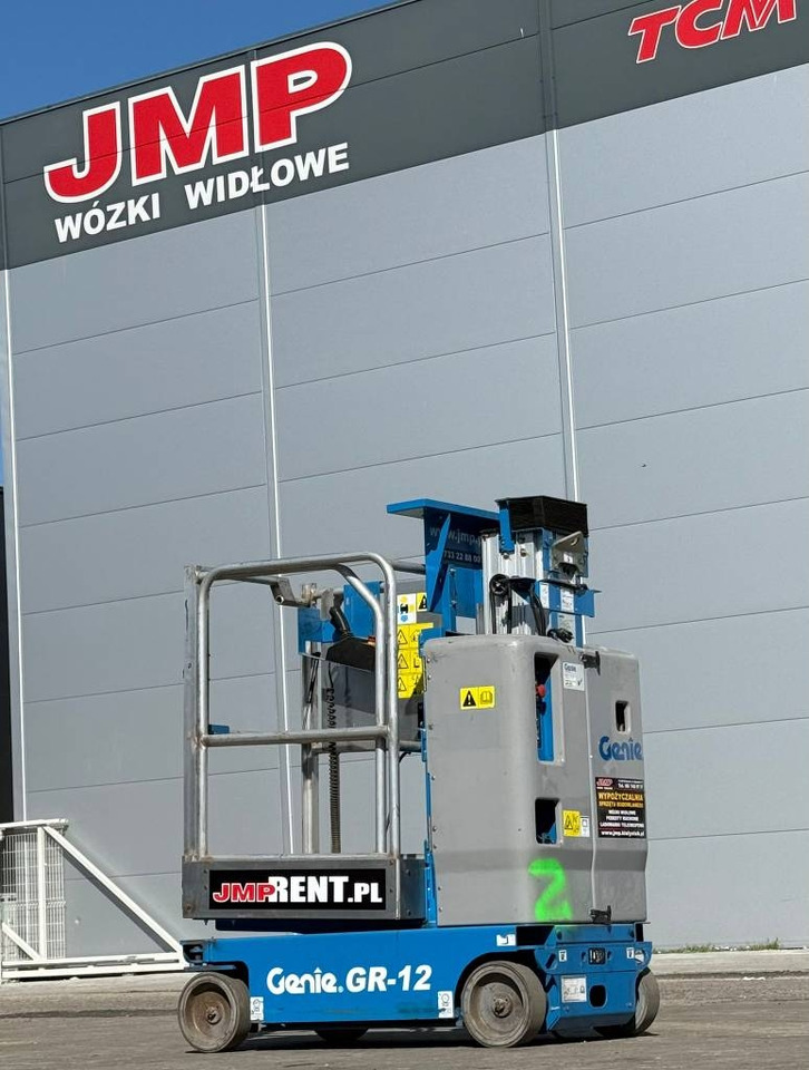 Genie GR 12 - Vertical mast lift: picture 1 Genie GR 12 - Vertical mast lift: picture 1