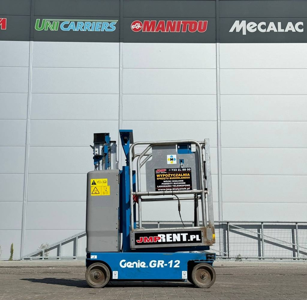 Genie GR 12 - Vertical mast lift: picture 2 Genie GR 12 - Vertical mast lift: picture 2