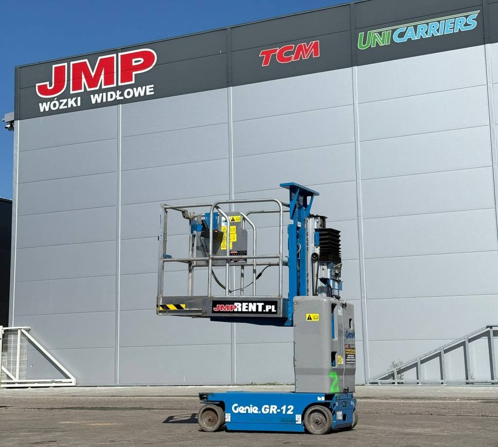 Genie GR 12 - Vertical mast lift: picture 5 Genie GR 12 - Vertical mast lift: picture 5