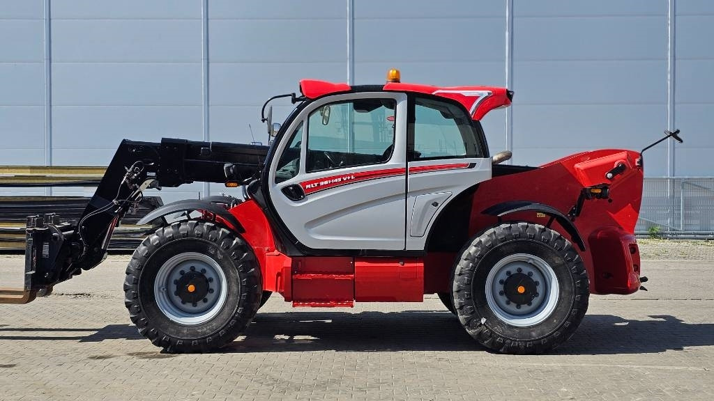 Manitou MLT 961 145 V + L JD ST4 S1 ELITE - Telescopic handler: picture 5 Manitou MLT 961 145 V + L JD ST4 S1 ELITE - Telescopic handler: picture 5