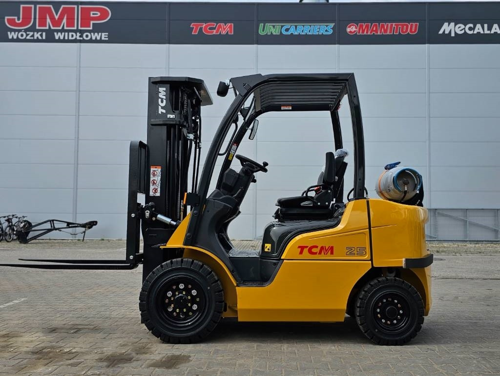 TCM FGE25-E2 UNUSED TRIPLEX 4700mm - LPG forklift: picture 5 TCM FGE25-E2 UNUSED TRIPLEX 4700mm - LPG forklift: picture 5