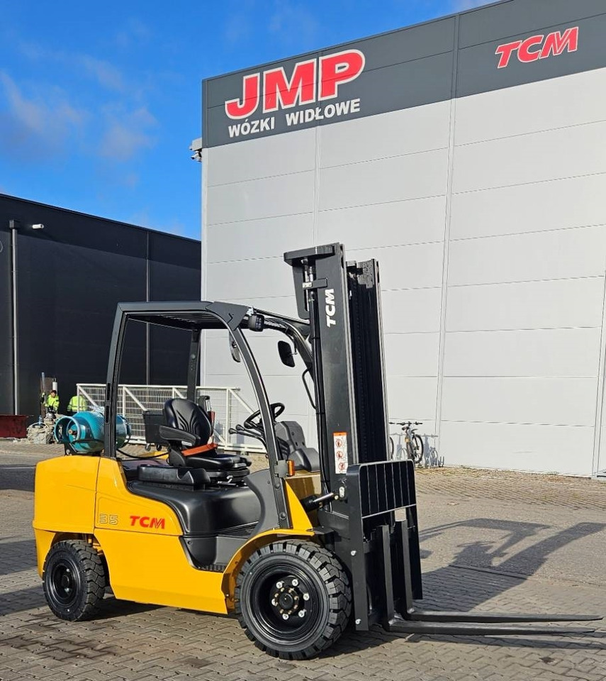 TCM FGE35-E2 BRAND NEW D3700mm - LPG forklift: picture 3 TCM FGE35-E2 BRAND NEW D3700mm - LPG forklift: picture 3