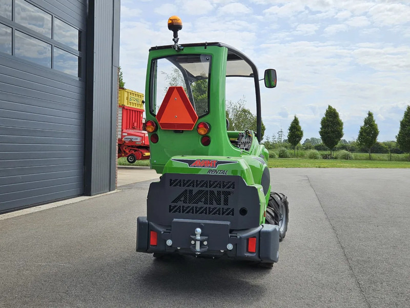 Avant 528 Rental mini-shovel - Compact track loader: picture 5 Avant 528 Rental mini-shovel - Compact track loader: picture 5