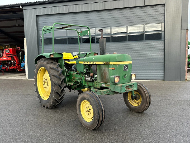 John Deere 1630 2-wd - Farm tractor: picture 1 John Deere 1630 2-wd - Farm tractor: picture 1
