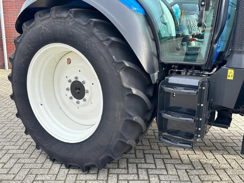 Leasing of New Holland T5.140 Autocommand New Holland T5.140 Autocommand: picture 6