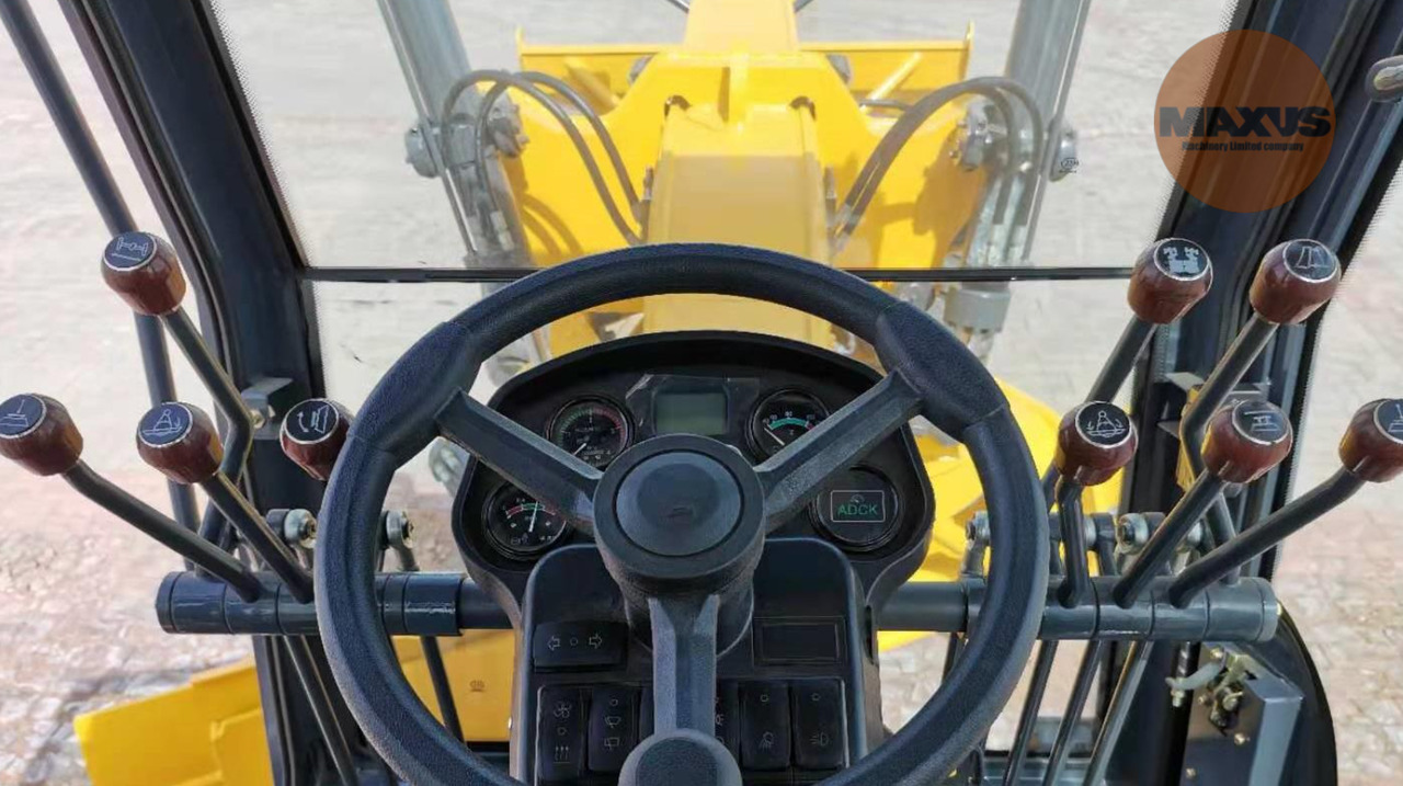 New Grader Нова дорожня бульдозерна машина MAXUS з двигуном Cummins: picture 6