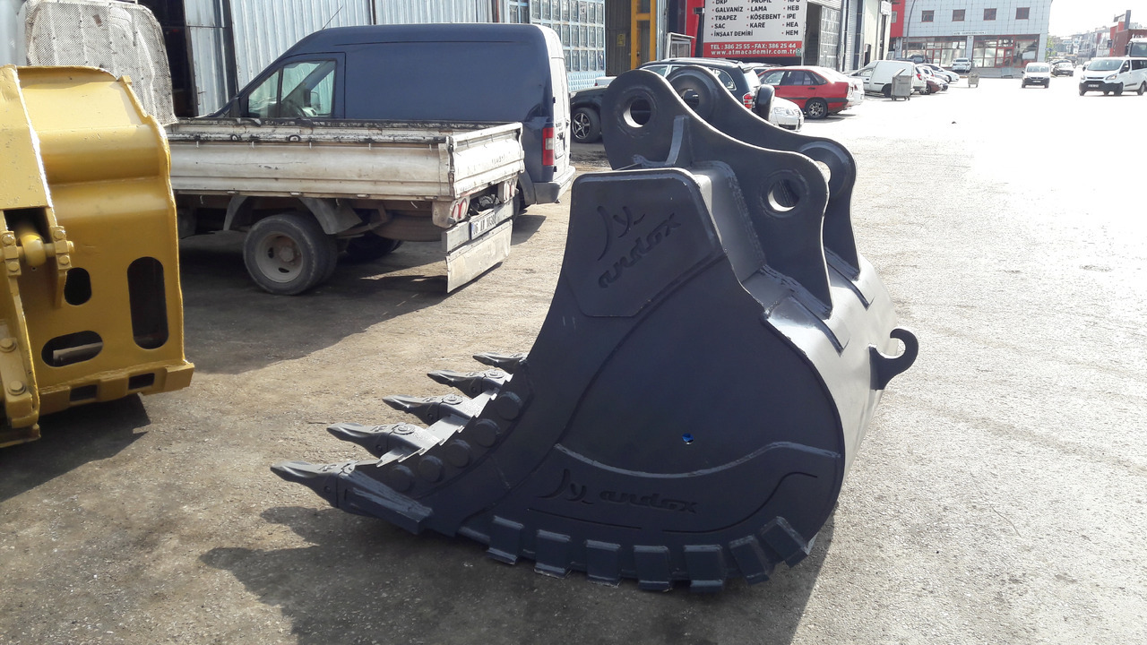 KOMATSU - Excavator bucket for Construction machinery: picture 4 KOMATSU - Excavator bucket for Construction machinery: picture 4