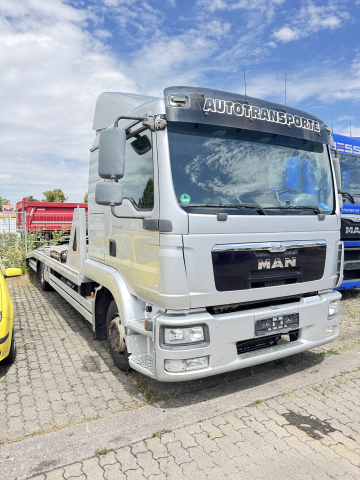 MAN TGL 8.220 BL 8.220 - Autotransporter truck: picture 2 MAN TGL 8.220 BL 8.220 - Autotransporter truck: picture 2