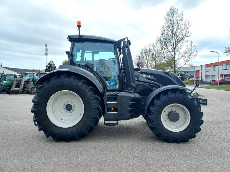 Valtra T174 Direct Smart Touch, 2021, 450 hours! - Farm tractor: picture 4 Valtra T174 Direct Smart Touch, 2021, 450 hours! - Farm tractor: picture 4