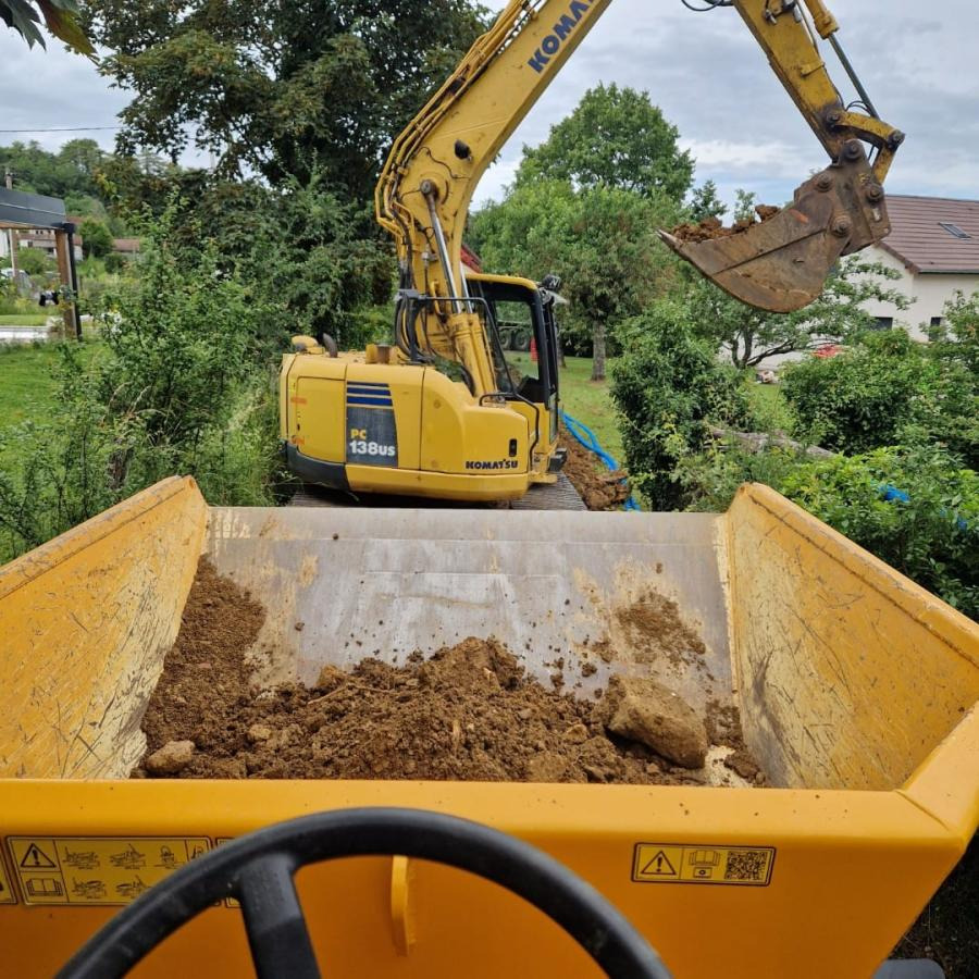 Komatsu PC138US-8 - Crawler excavator: picture 3 Komatsu PC138US-8 - Crawler excavator: picture 3