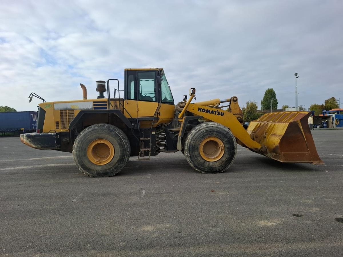 Komatsu WA480-6 - Wheel loader: picture 1 Komatsu WA480-6 - Wheel loader: picture 1