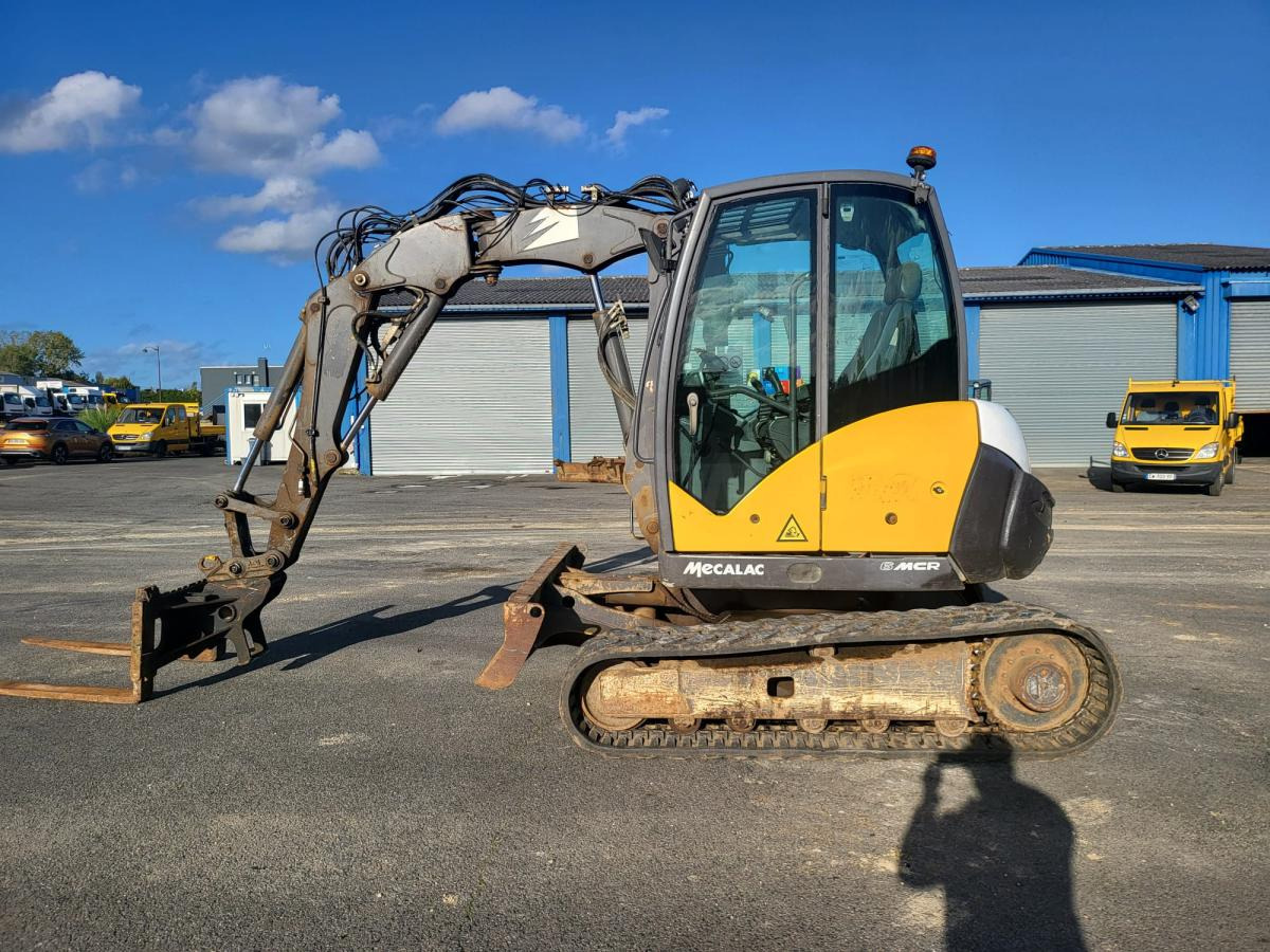 Mecalac 6 MCR - Mini excavator: picture 2 Mecalac 6 MCR - Mini excavator: picture 2