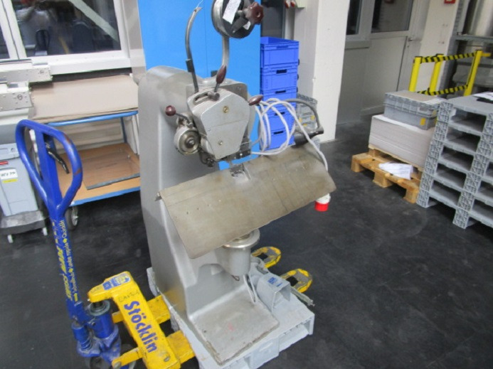 DRAHTHEFTMASCHINE HOHNER FAVORIT - Printing machinery: picture 2 DRAHTHEFTMASCHINE HOHNER FAVORIT - Printing machinery: picture 2