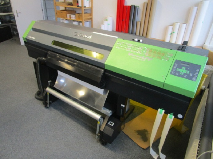 DRUCK- UND SCHNEID-MASCHINE ROLAND LEC-330 - Paper cutting machine: picture 3 DRUCK- UND SCHNEID-MASCHINE ROLAND LEC-330 - Paper cutting machine: picture 3