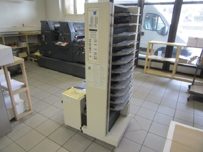 DUPLO ZUSAMMENTRAGTURM DC-1200 & DC-12ST - Printing machinery: picture 2 DUPLO ZUSAMMENTRAGTURM DC-1200 & DC-12ST - Printing machinery: picture 2
