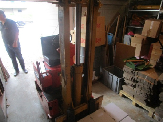 ELEKTRO HUBSTAPLER STEINBOCK EFG 1P 290 Z - Printing machinery: picture 1 ELEKTRO HUBSTAPLER STEINBOCK EFG 1P 290 Z - Printing machinery: picture 1